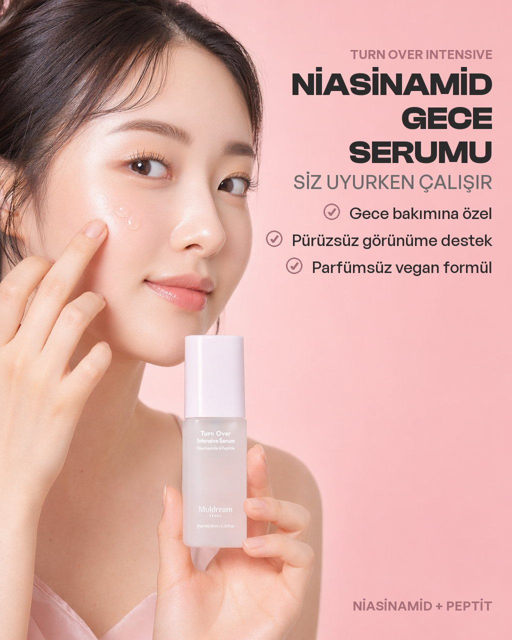 Turn Over Serum'un su gibi akan ince dokusunun yakın çekimi
